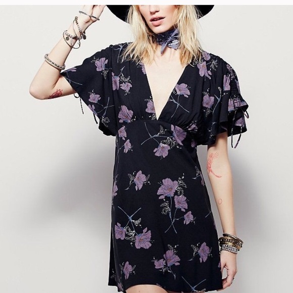 Free People Dresses & Skirts - Free People Floral Dress